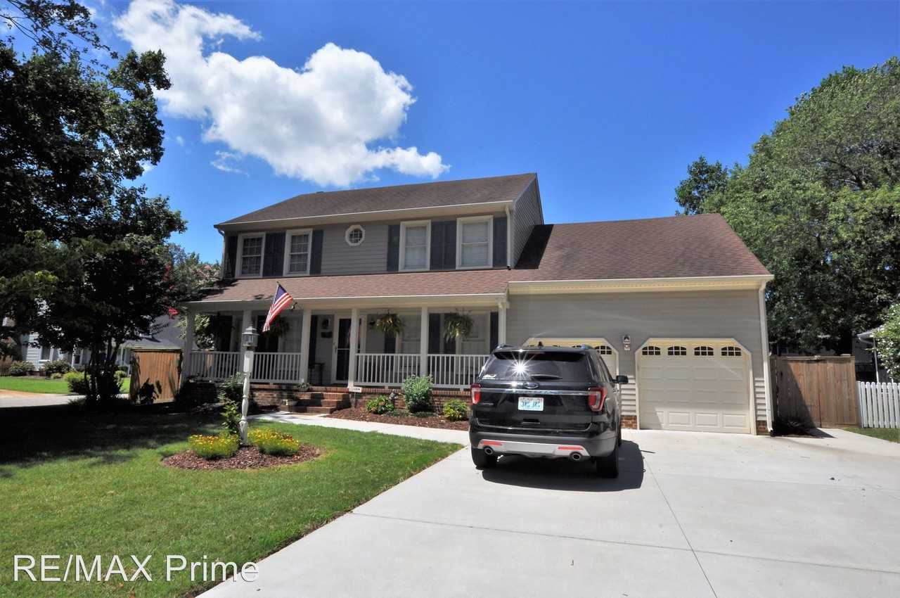 552 Currituck Drive - Photo 2 of 29