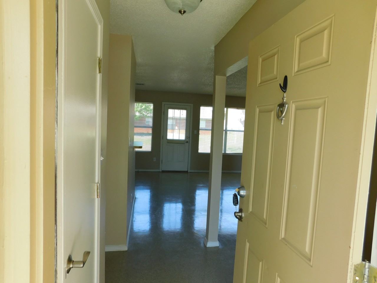 44 Marella Ct - Photo 2 of 10