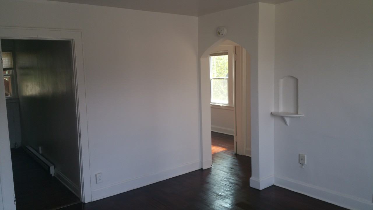 3970-3972 Vine St - Photo 3 of 6