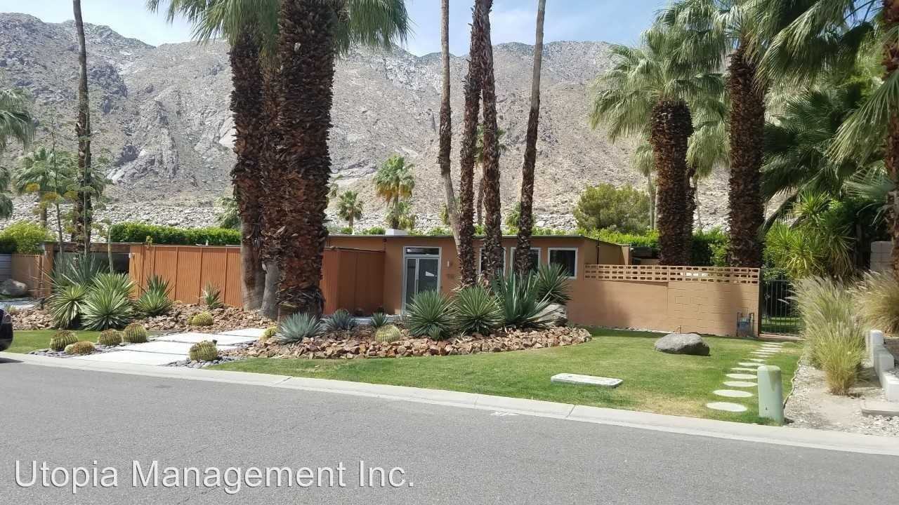 981 N Rose Ave - Photo 2 of 10