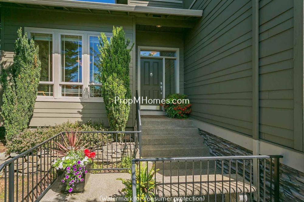 2976 Sunbreak Lane - Photo 2 of 38