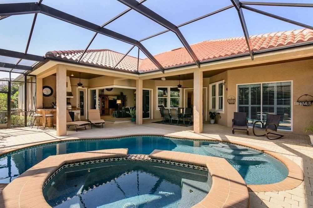 1034 Tuscany Dr - Photo 2 of 26