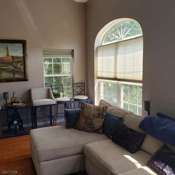 285 Riverwalk Way - Photo 2 of 11