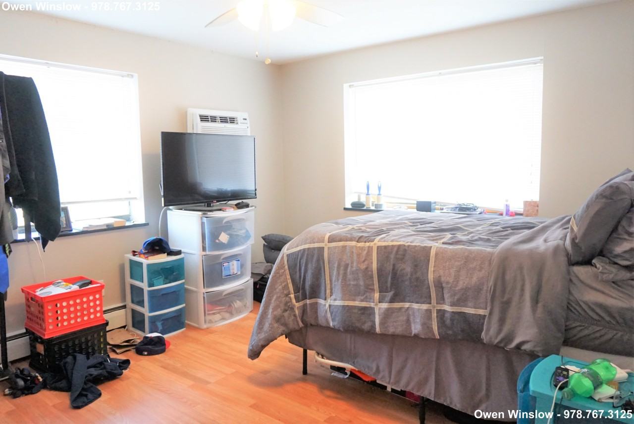 392 -396 Langley Rd. #D610