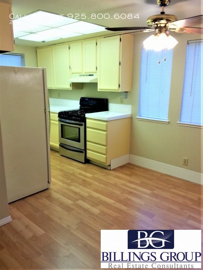 434 South Willard Avenue - Photo 3 of 8