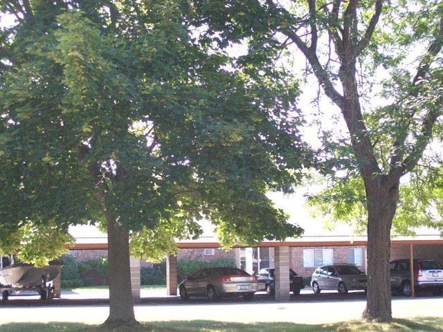 Pennwood Apartments - Photo 3 of 6