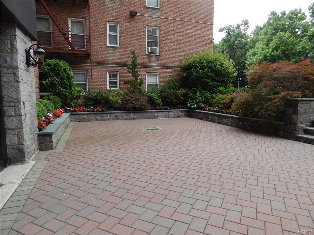 1 Vincent Road 1f - Photo 3 of 24