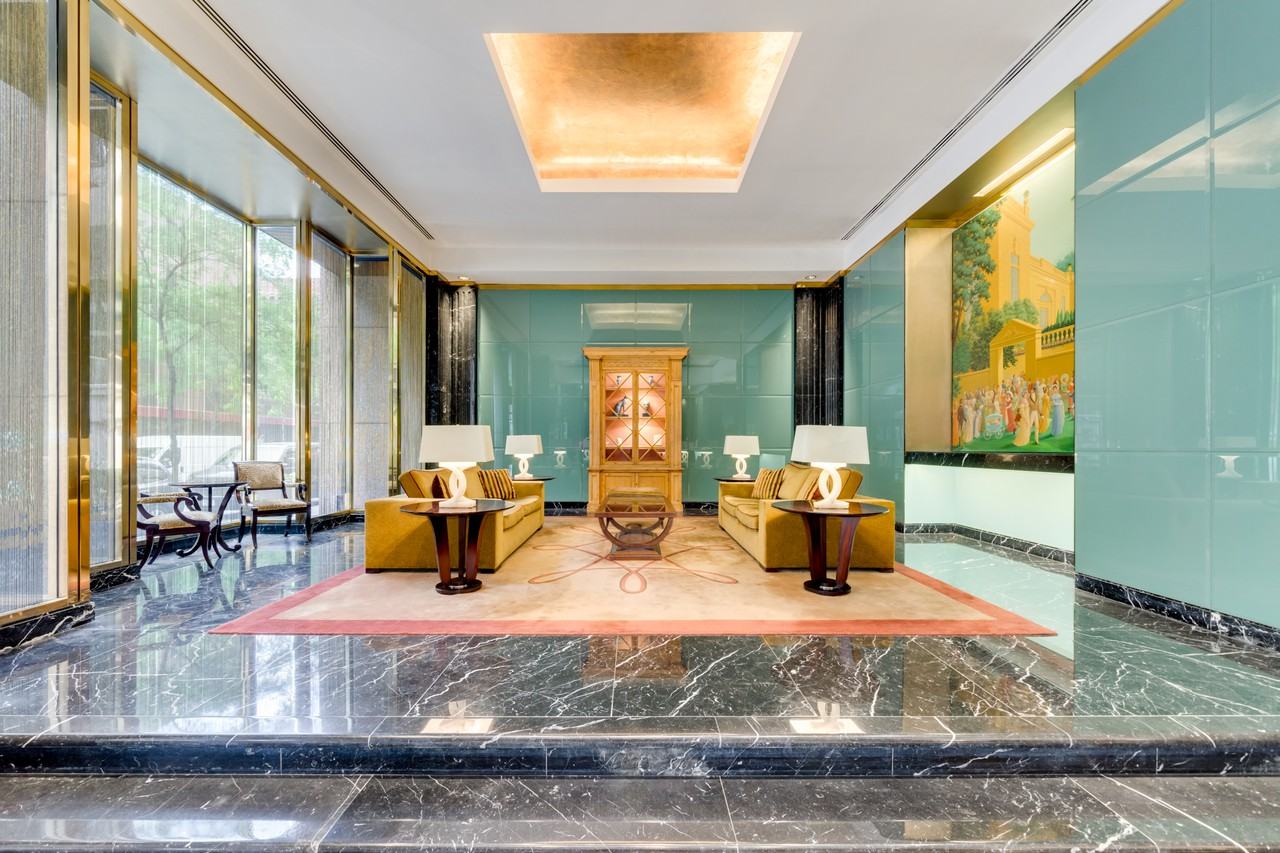 235 W 56th St #27B - Photo 3 of 19