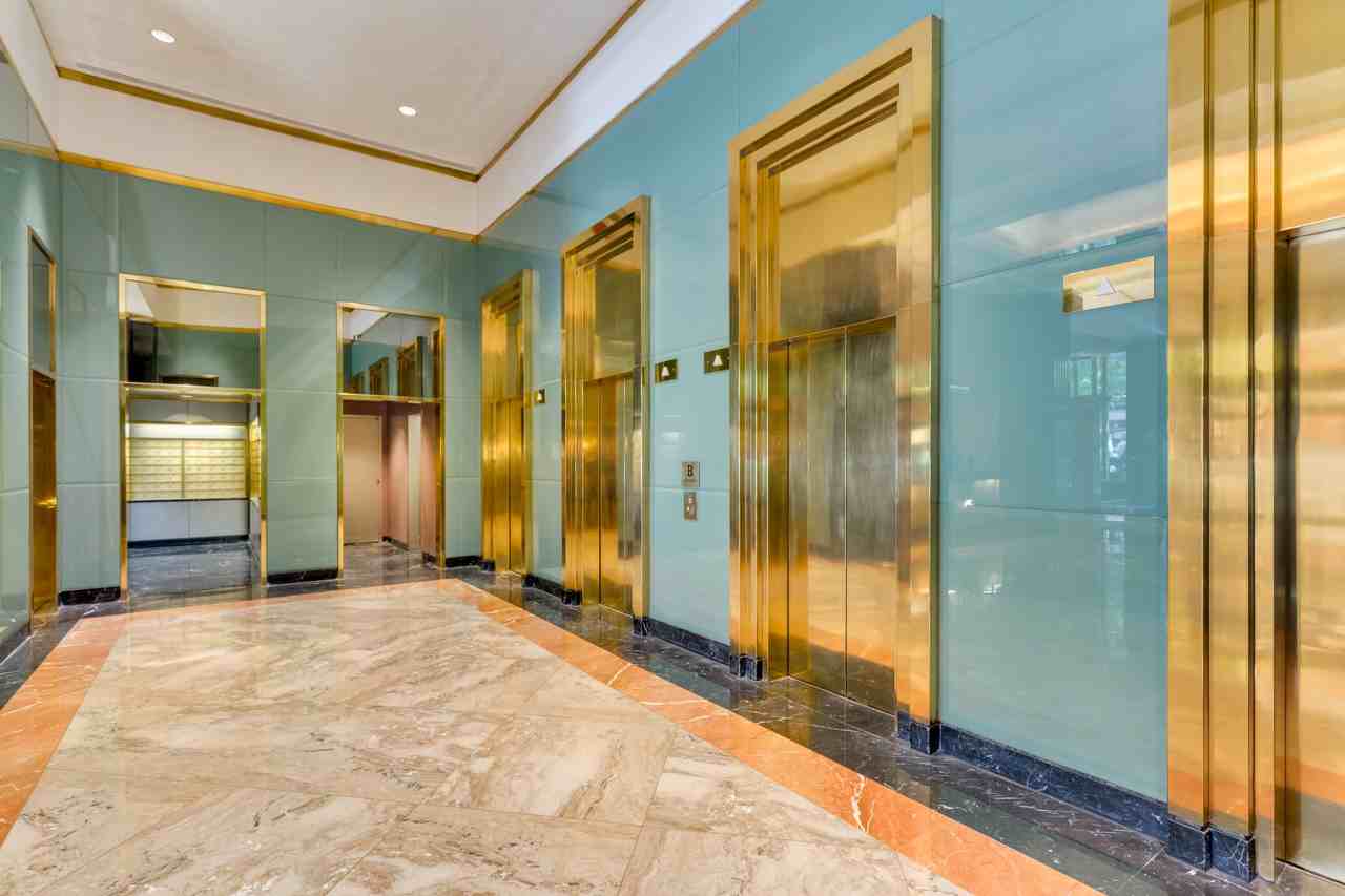 235 W 56th St #27B - Photo 4 of 19