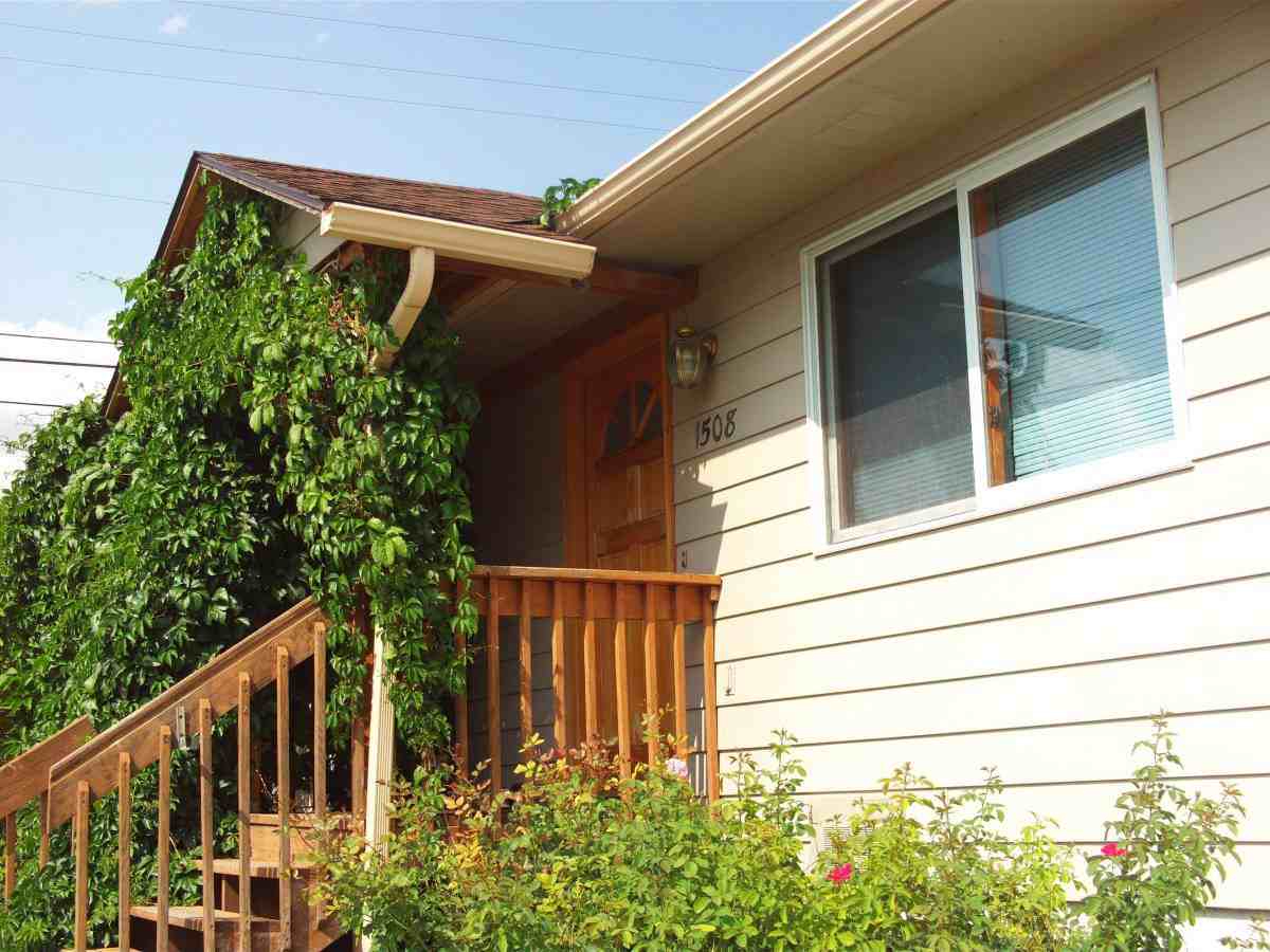 1508 Midway Street - Photo 2 of 30