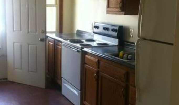 703 Adams Street - Photo 2 of 8