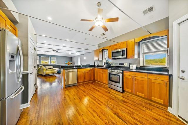 8865 Burlington #3F - Photo 2 of 7