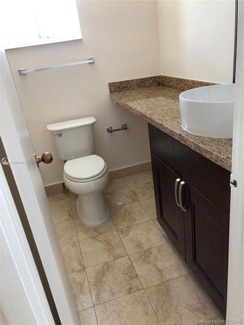 1198 Venetian Way #308