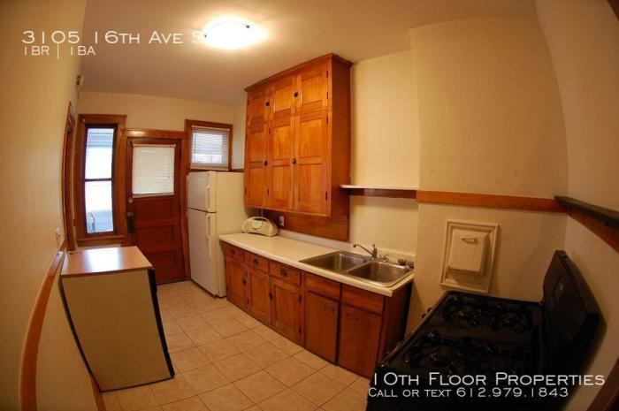 3105 16th Ave S - Photo 2 of 5