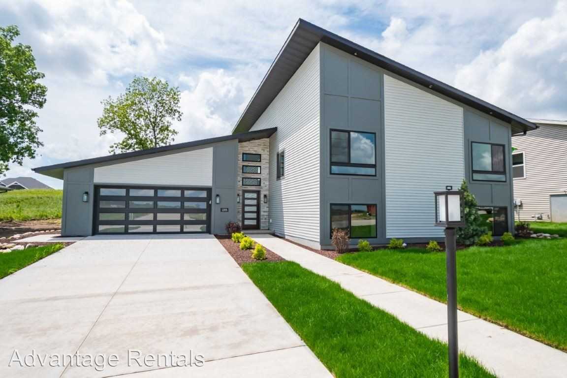1205 Ironwood Avenue - Photo 2 of 21