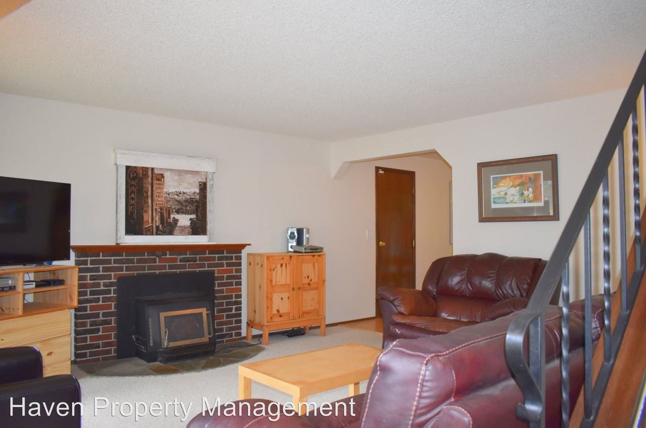 21428 6th Ave W - Photo 3 of 19