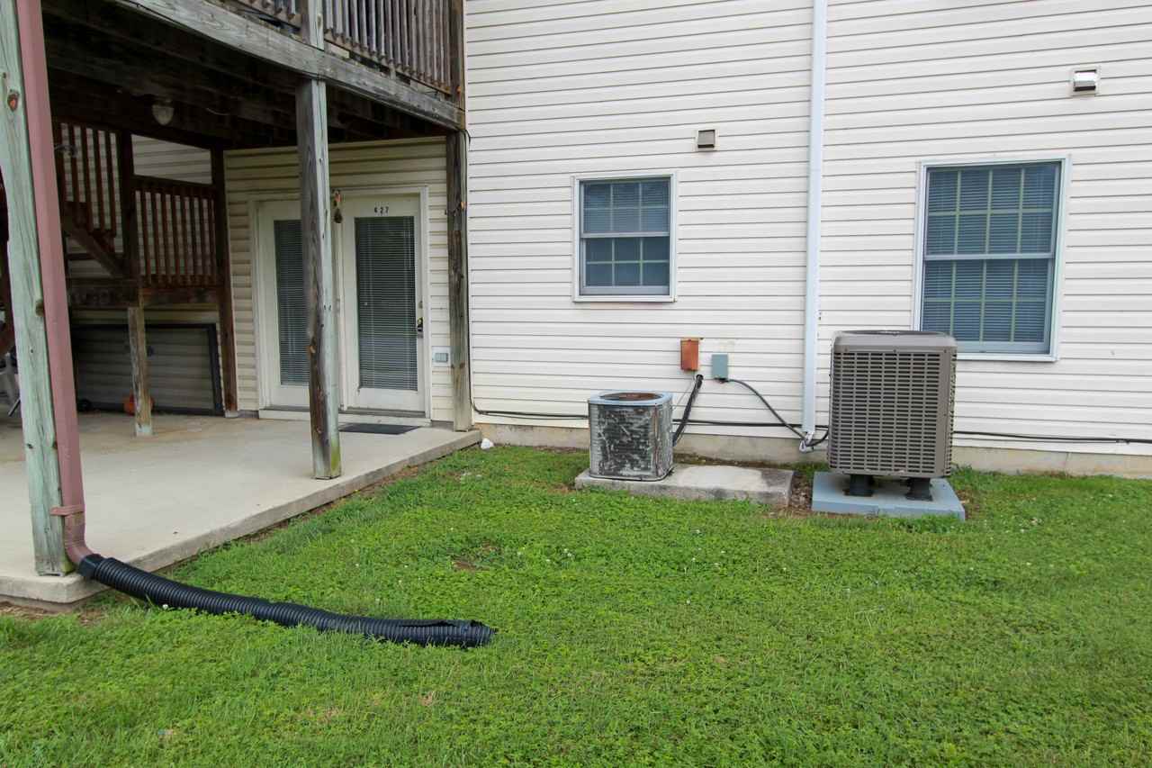 427 N Western Ave - Photo 2 of 12
