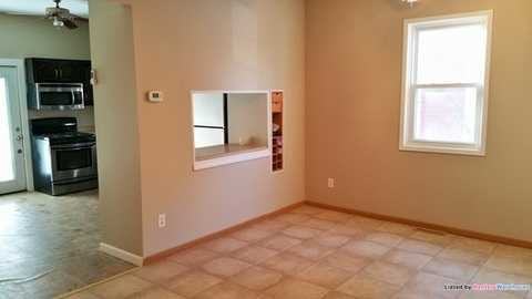 154 Charles Ave - Photo 3 of 11