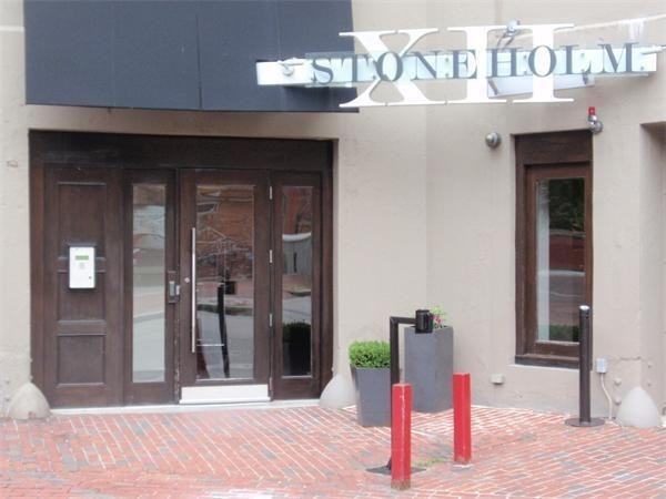 12 Stoneholm St Unit 617