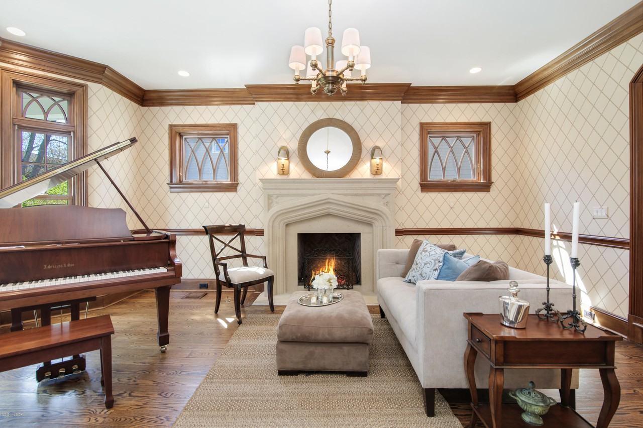 55 Park Avenue - Photo 3 of 31