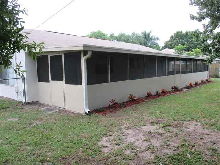 435 Rome Avenue Northeast - Photo 3 of 20