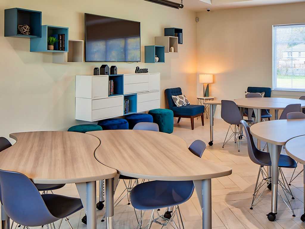 Buckroe Pointe Apartment Townhomes - Photo 5 of 31