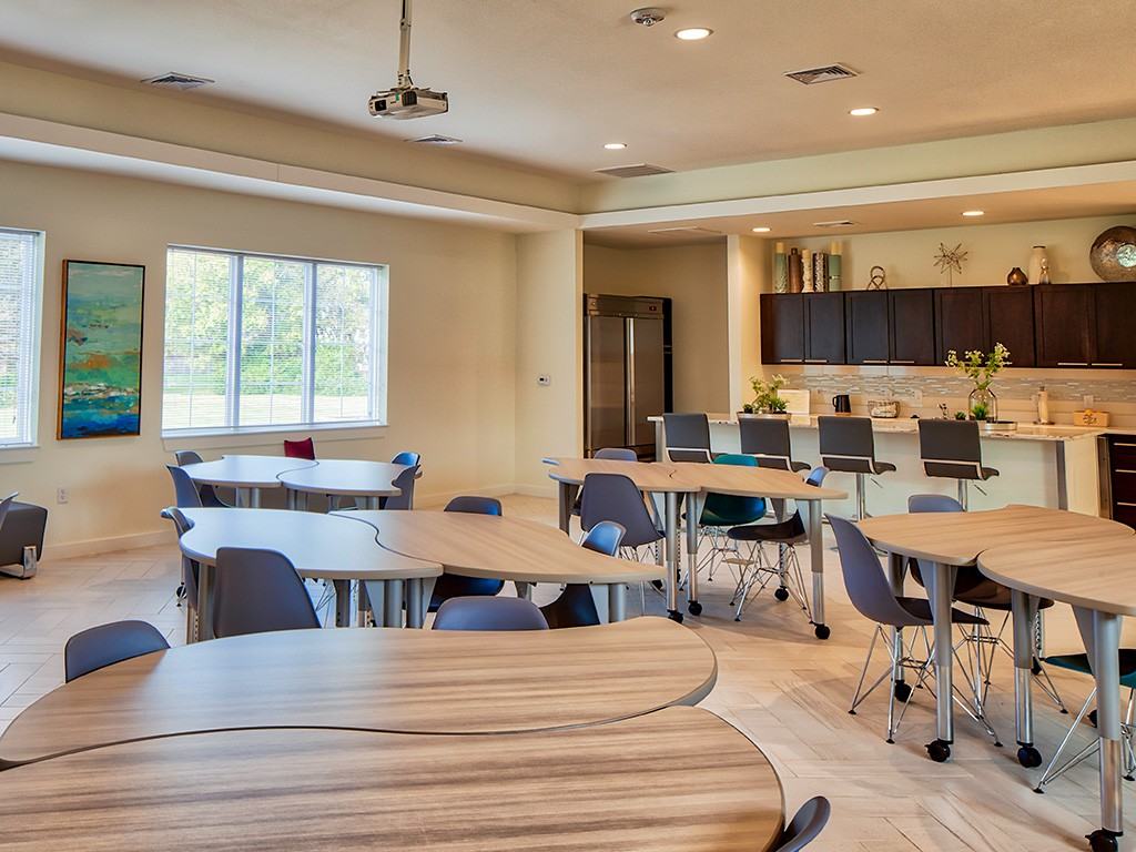 Buckroe Pointe Apartment Townhomes - Photo 6 of 31