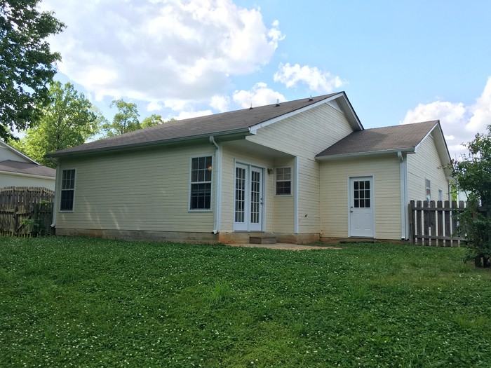 108 Willow Point Lane - Photo 2 of 19