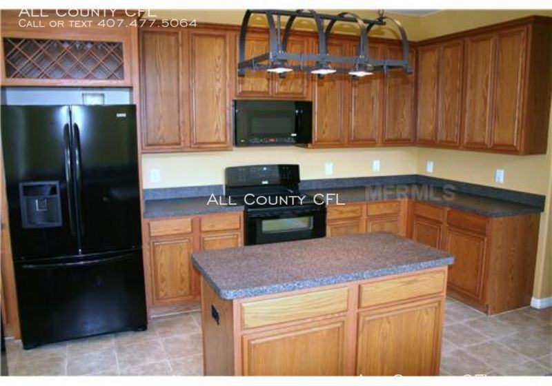 14643 Huntcliff Park Way - Photo 2 of 10
