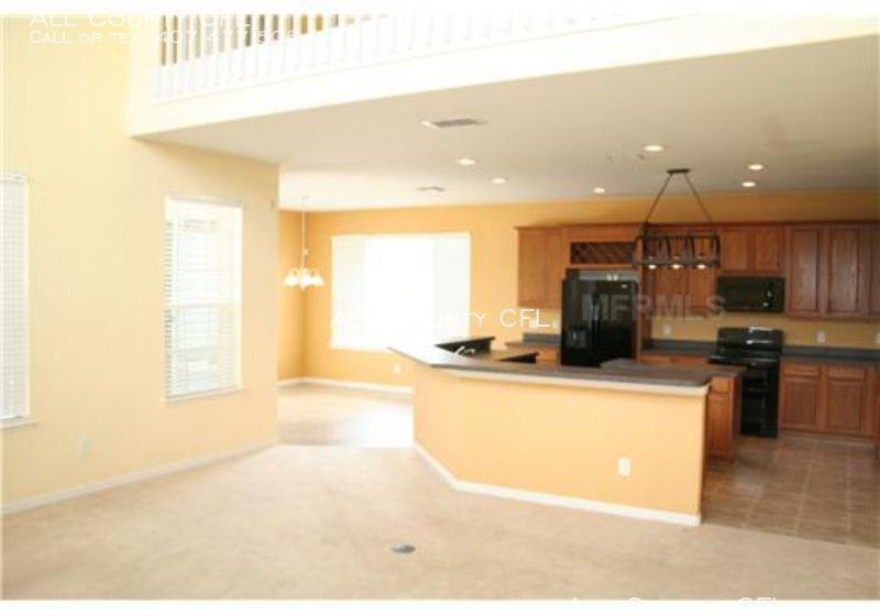 14643 Huntcliff Park Way - Photo 3 of 10