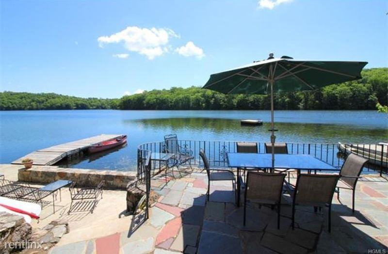 37 Lakeside Rd - Photo 3 of 13