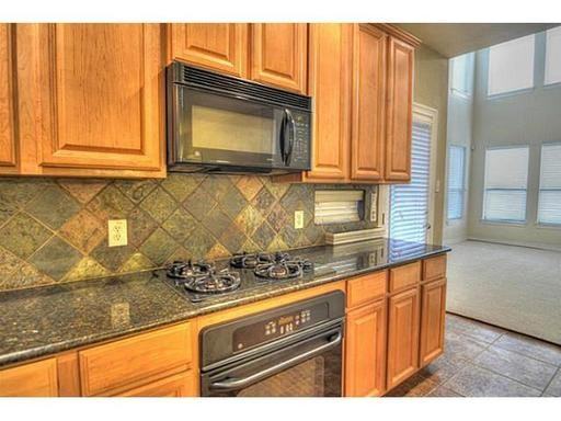 9845 Downbrook Dr - Photo 3 of 25