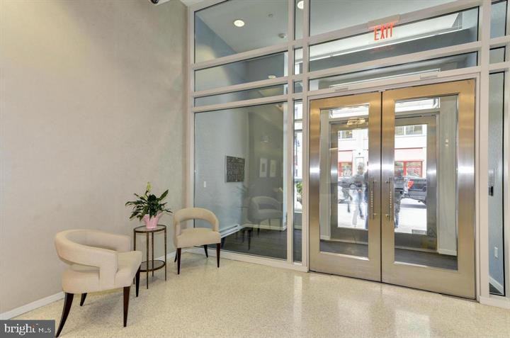 157 Fleet St 703 - Photo 3 of 19