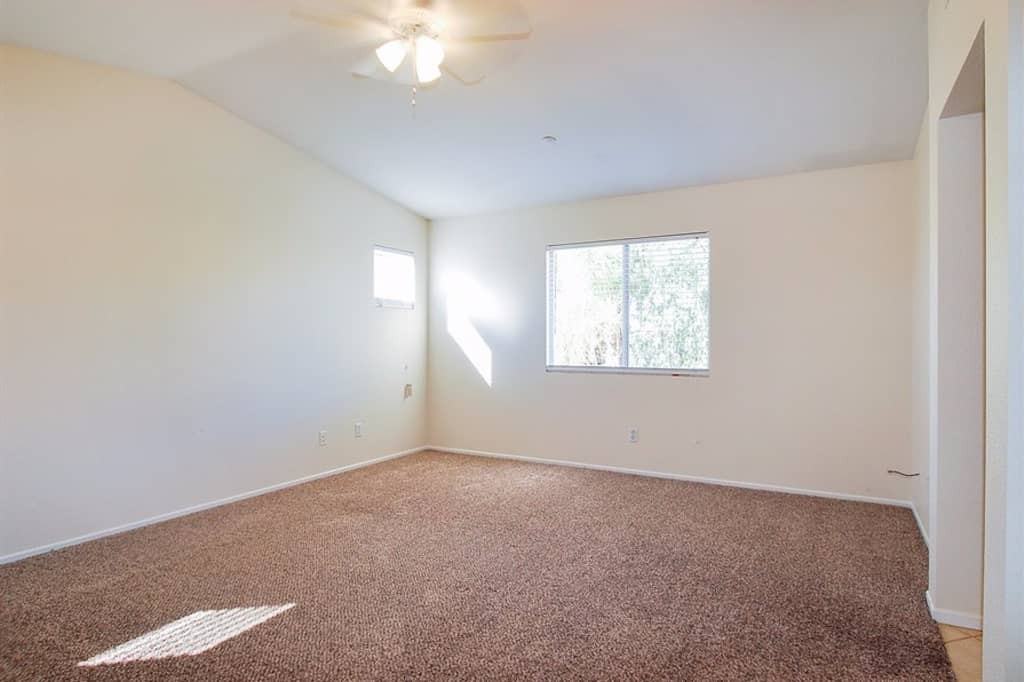 15578 Aerostar Ct - Photo 3 of 21