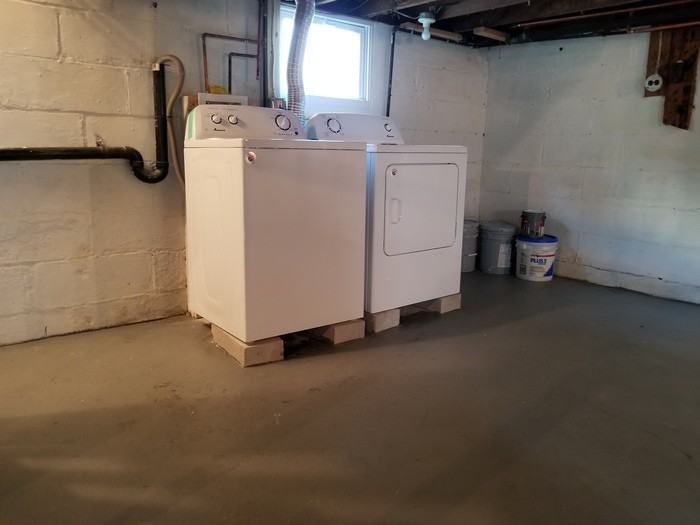 249 West Graisbury Avenue - Photo 3 of 24