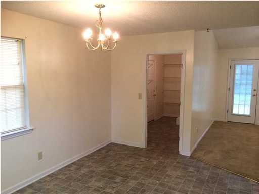 109 Mossy Oaks Ave - Photo 2 of 6