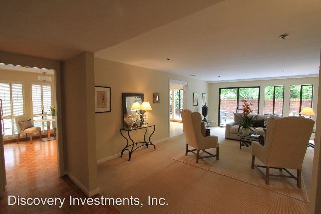 5283 Broadway Terrace - Photo 3 of 15