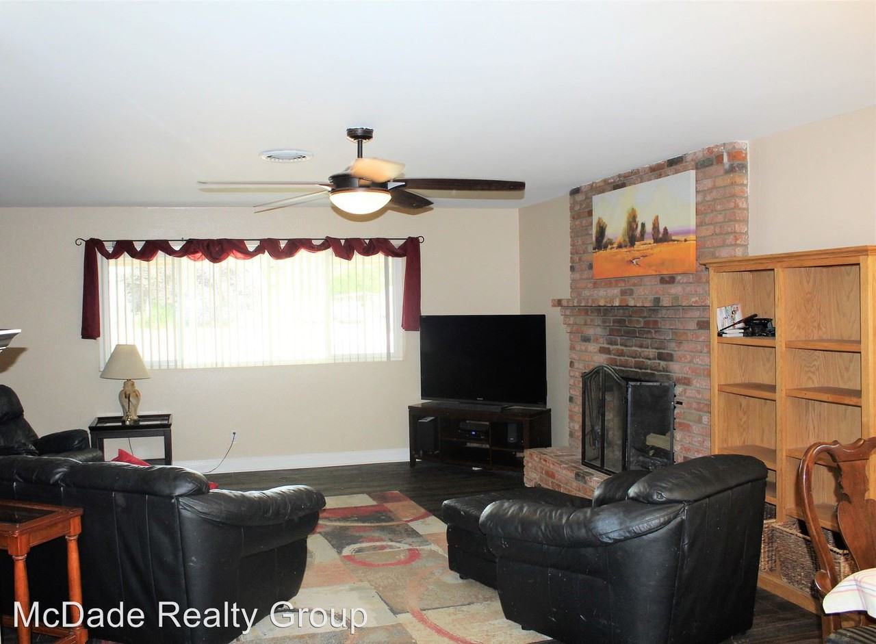 246 Durgin St. - Photo 2 of 20