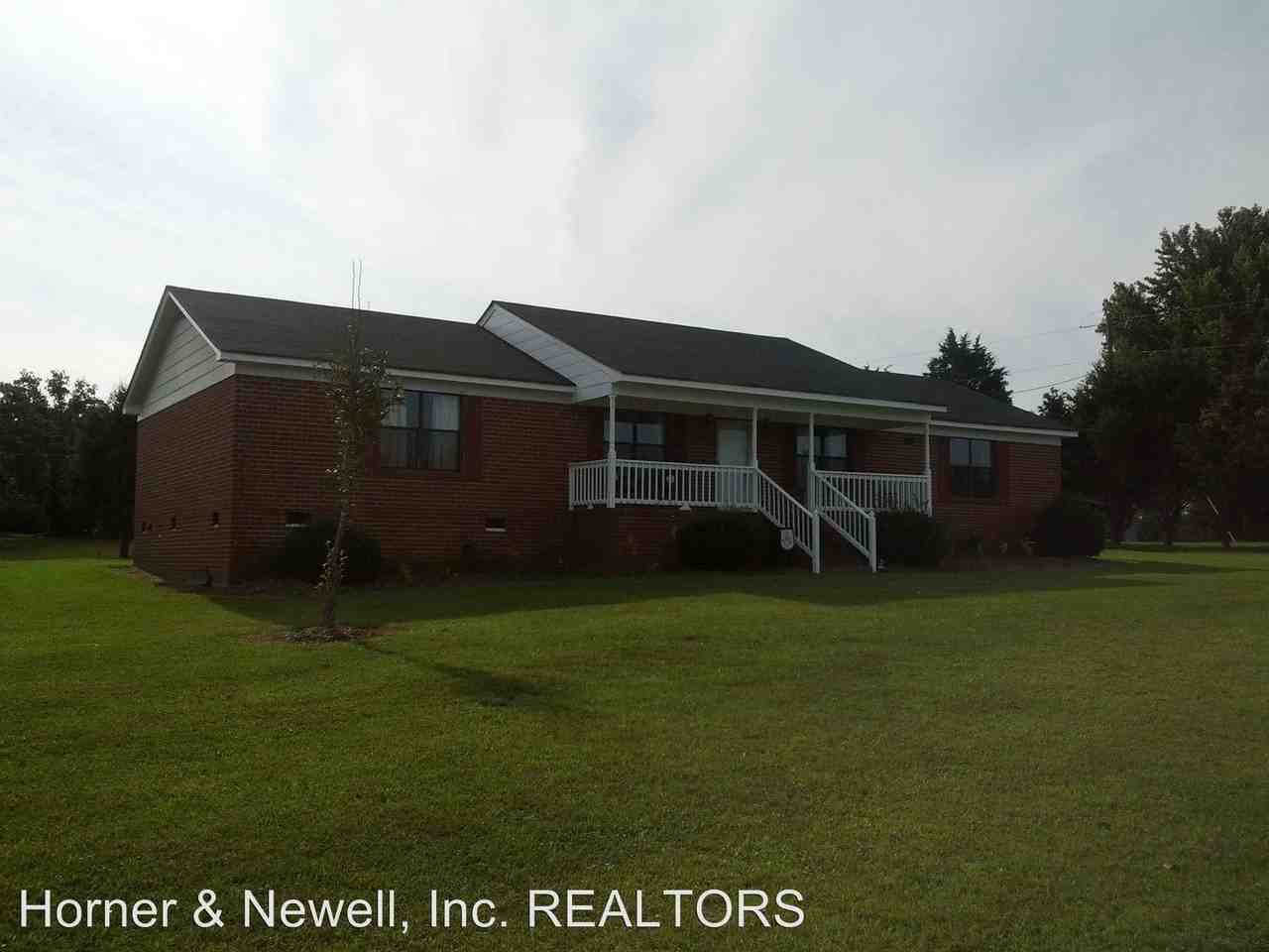 4540 Powhatan Lakes Road - Photo 2 of 4