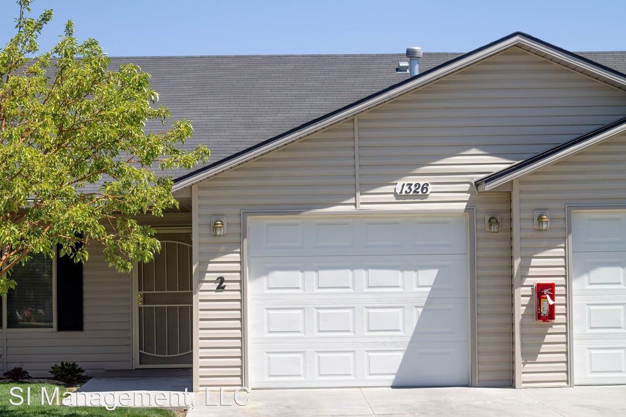 13251423 Teddy Place Apartments 1325 1423 Teddy Place, Nampa, ID