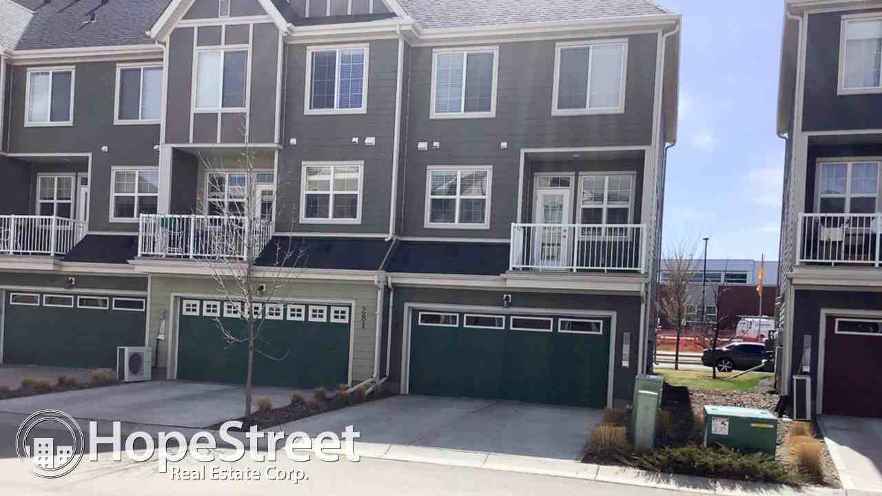 279 Mahogany Blvd Se - Photo 2 of 8