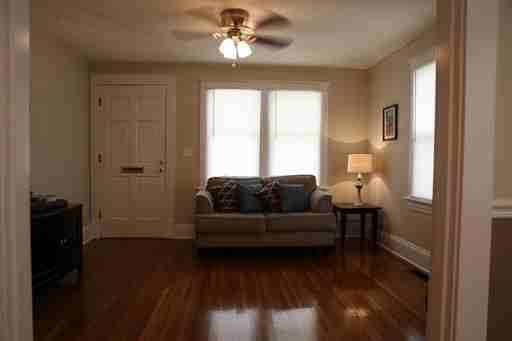 2709 Memorial Ave - Photo 2 of 7