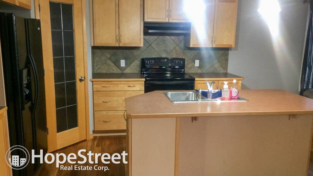 2833 Coopers Manor - Photo 2 of 6