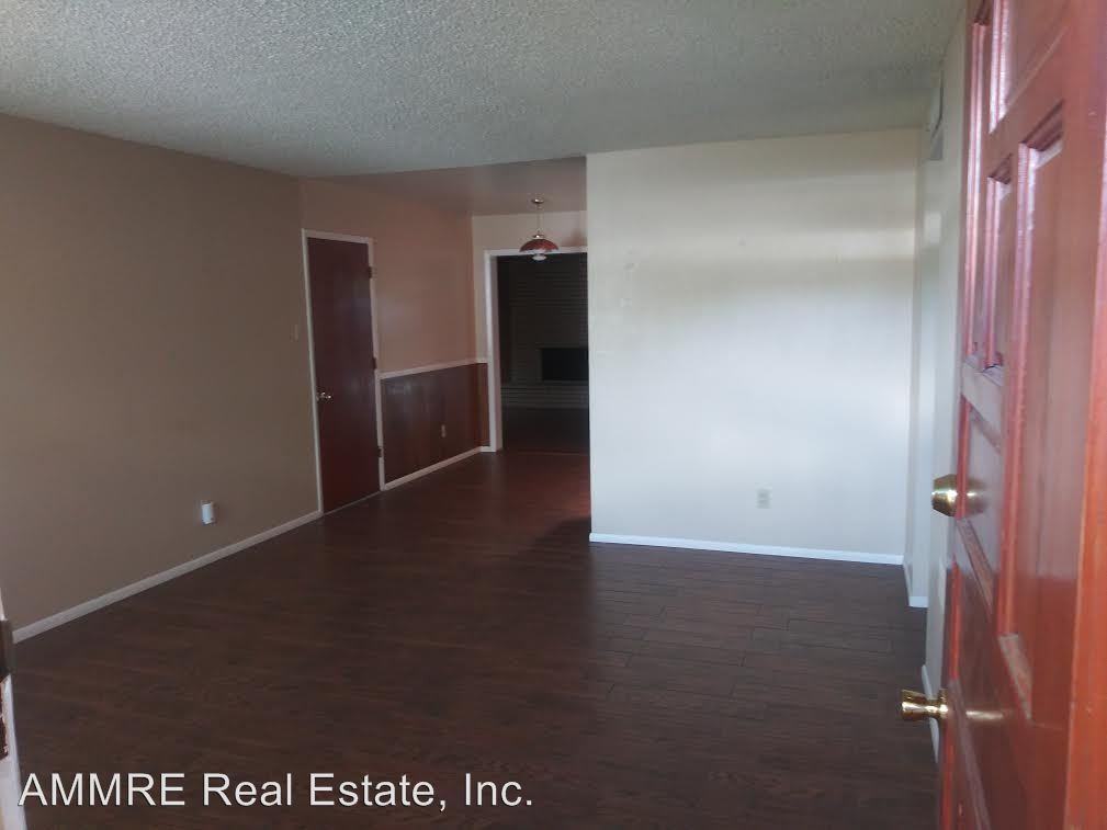 621 Maxine St. Ne P/O - Photo 3 of 16