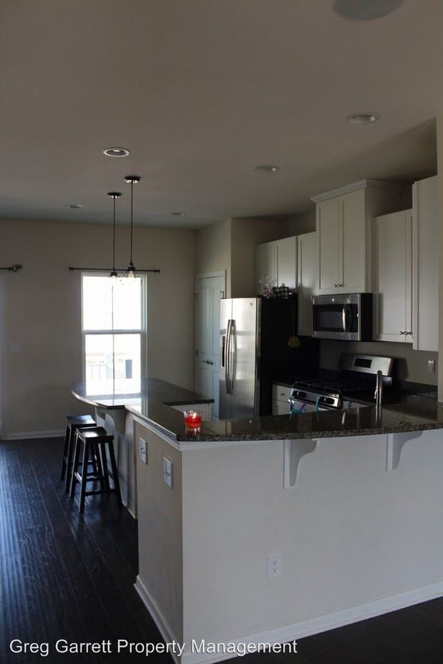 169 Williamson Park Lane - Photo 2 of 28