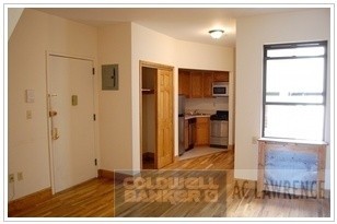 Amsterdam Ave & West 85th St #22