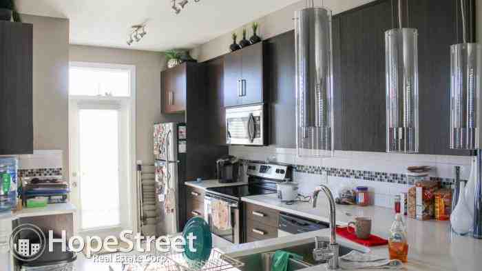 92 New Brighton Landing Se - Photo 2 of 8