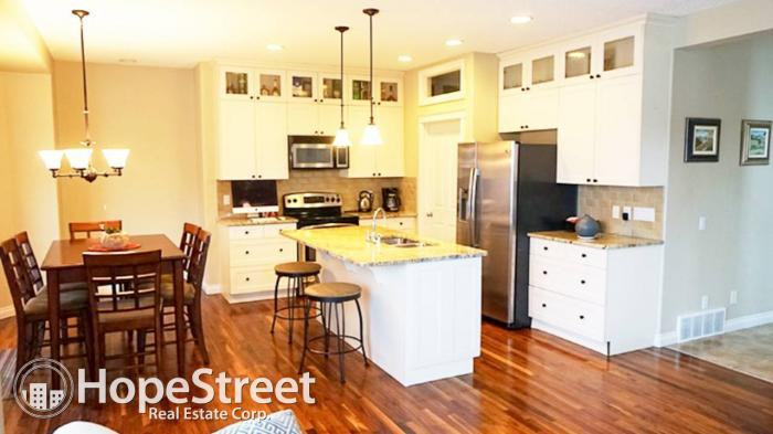 5616 201 Street Nw - Photo 3 of 13