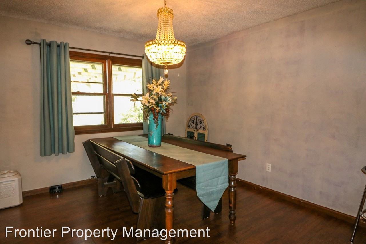 136 Ej Frick Dr. - Photo 3 of 18