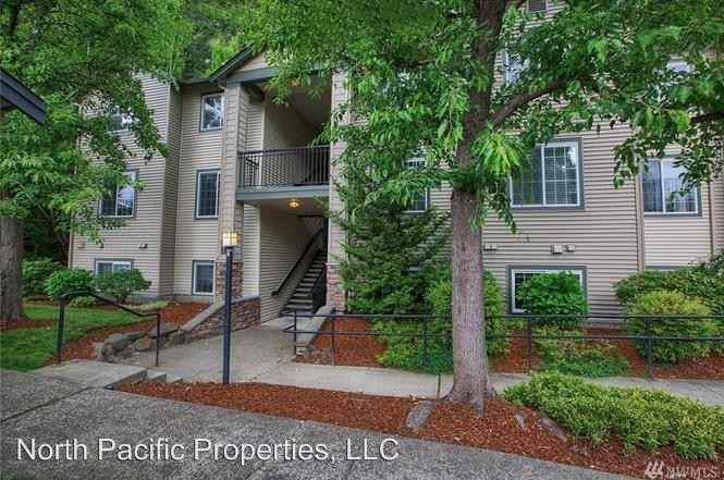 25025 Se Klahanie Blvd #C201